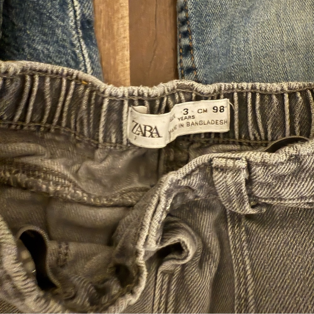 GAP Kids Blue and Gray Jeans Collection - Picture 5 of 10